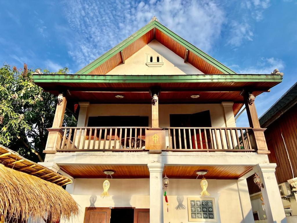 La Casa Hostel Luang Prabang Exteriör bild