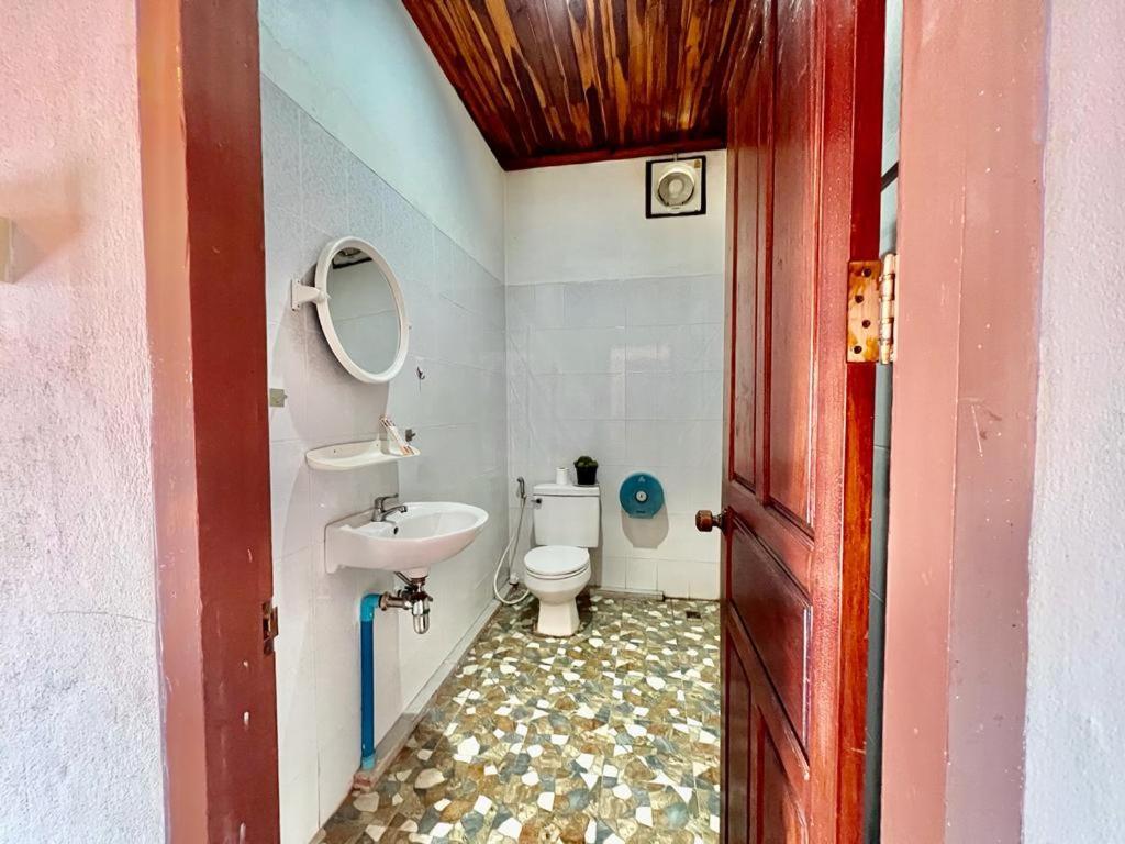 La Casa Hostel Luang Prabang Exteriör bild