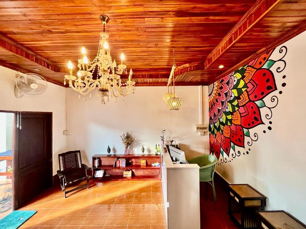 La Casa Hostel Luang Prabang Exteriör bild