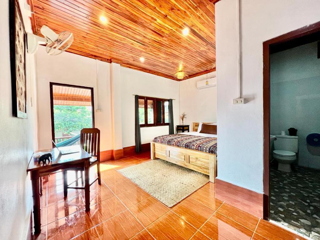 La Casa Hostel Luang Prabang Exteriör bild